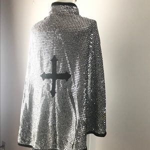 Knight Shimmering Silver Cape